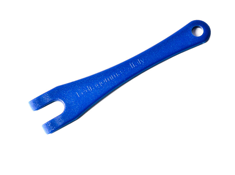 PLUG Remover